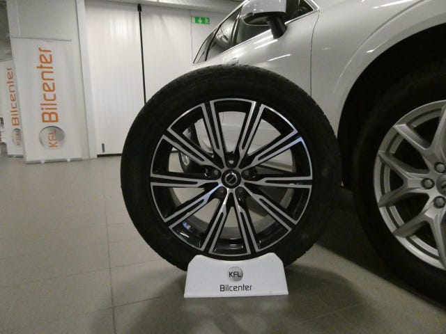 Volvo XC60 2022 – bild 2
