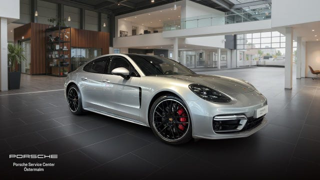 Porsche Panamera GTS 2023