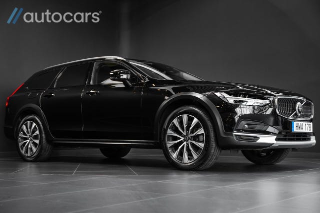Volvo V90 Cross Country 2023