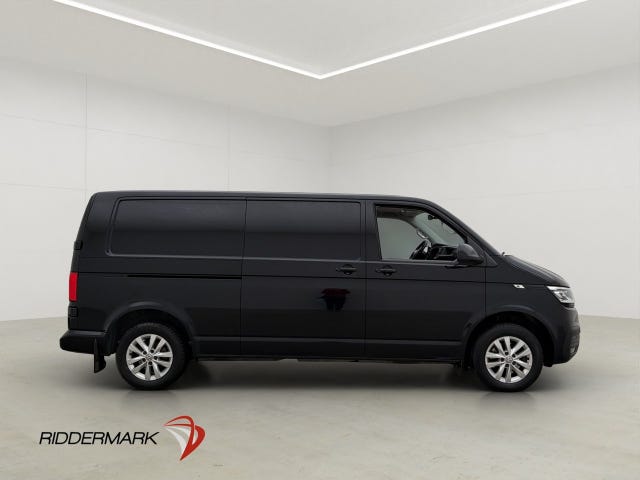 Volkswagen Transporter 2023 – bild 2