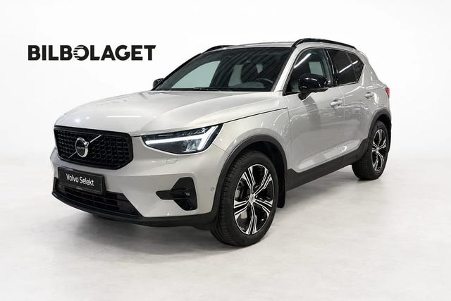 Volvo XC40 2025
