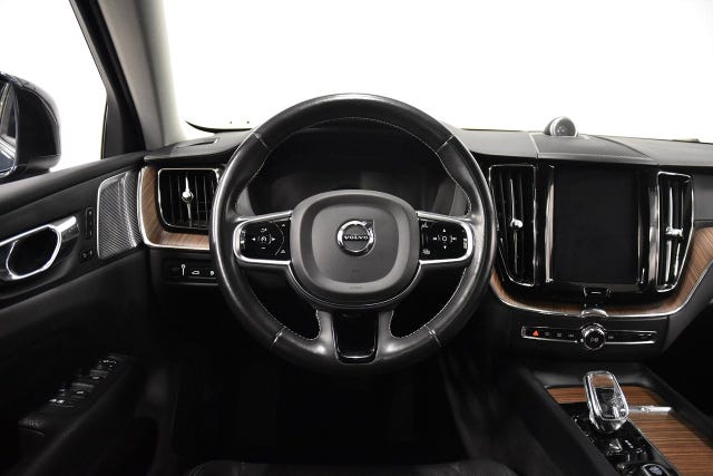 Volvo XC60 2020 – bild 2