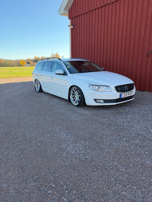 Volvo V70 2016