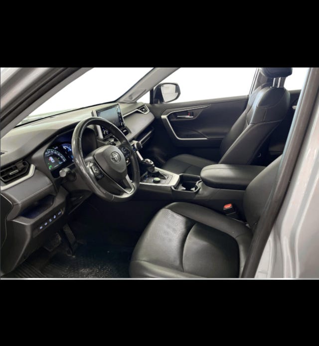 Toyota RAV4 2020 – bild 3