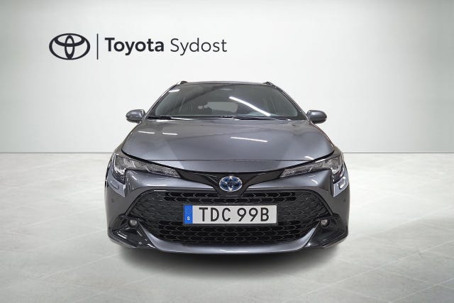 Toyota Corolla 2024 – bild 3