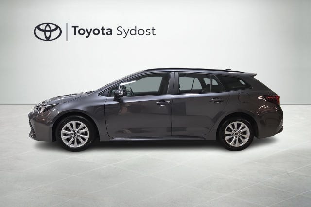 Toyota Corolla 2024 – bild 4