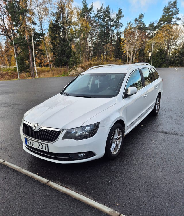 Skoda Superb 2014