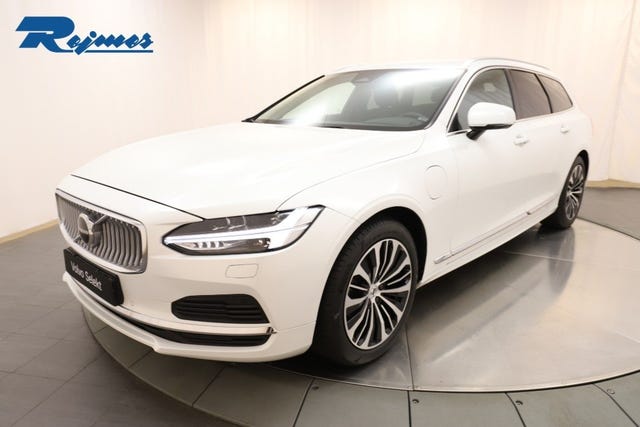 Volvo V90 2024