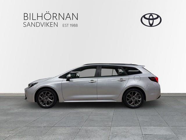 Toyota Corolla 2024 – bild 4