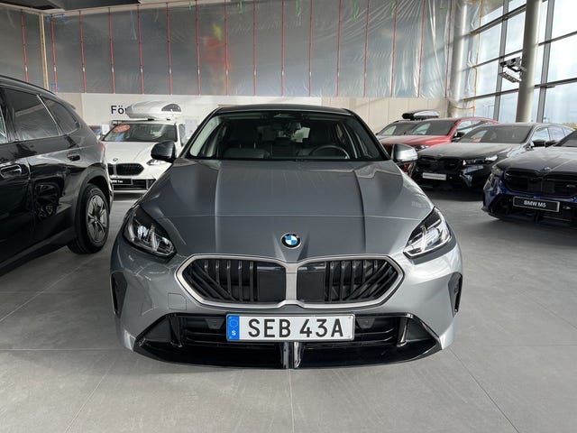 BMW 120 2026 – bild 2