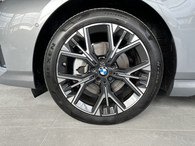 BMW 120 2026 – bild 4
