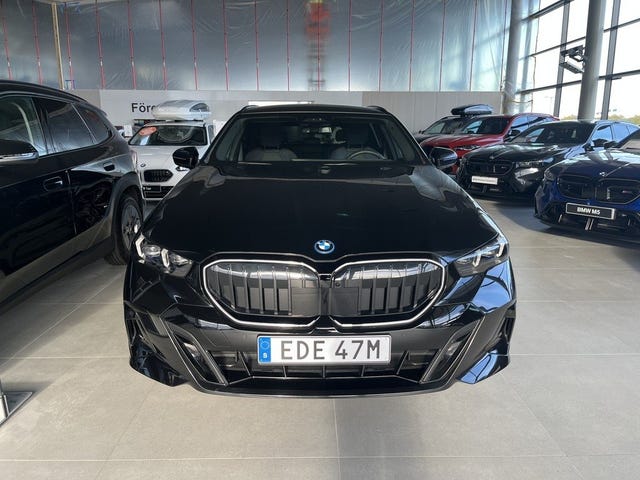 BMW 550e 2026 – bild 2