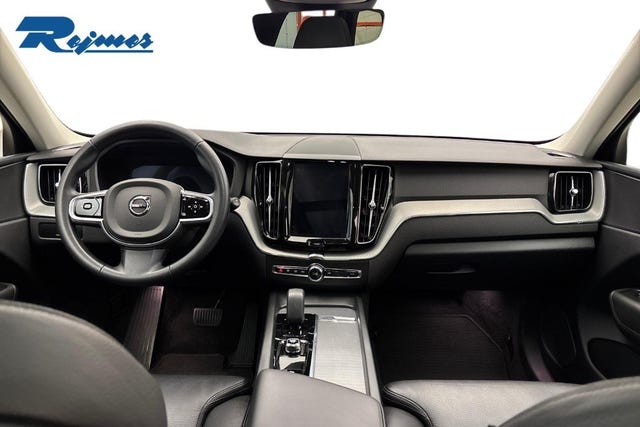 Volvo XC60 2025 – bild 2