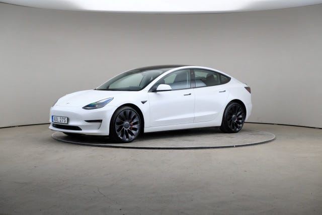 Tesla Model 3 2023