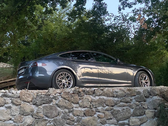 Tesla Model S 2019