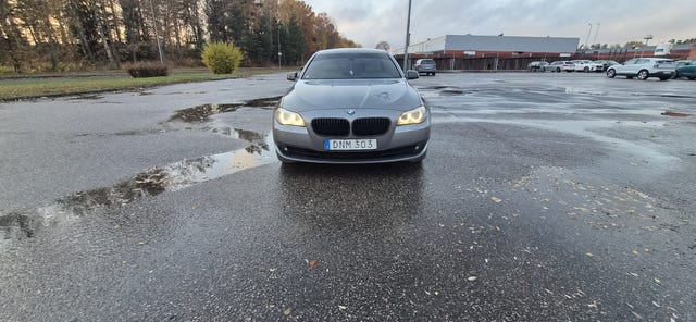 BMW 530d 2010 – bild 2