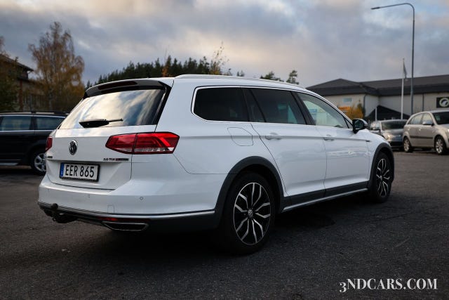 Volkswagen Passat Alltrack 2016 – bild 3