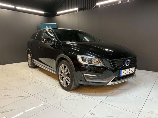 Volvo V60 Cross Country 2016