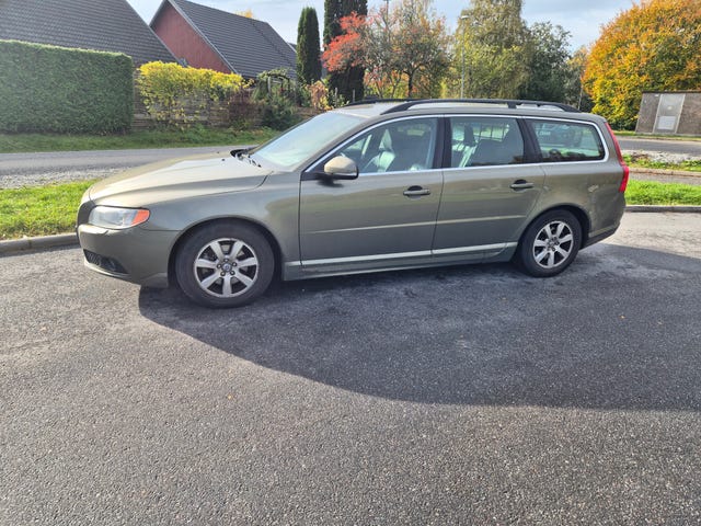 Volvo V70 2012 – bild 2