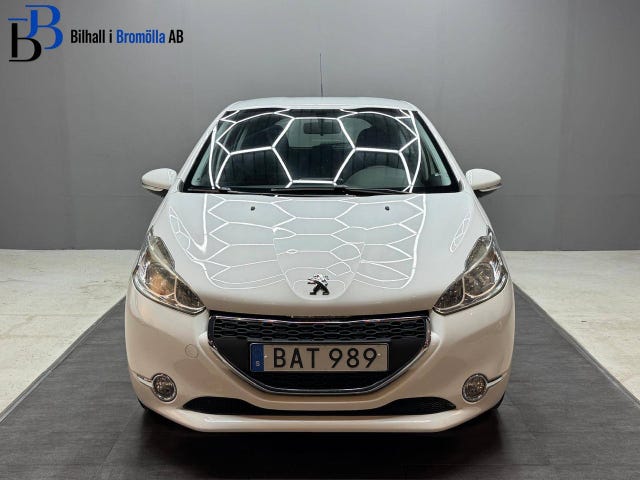 Peugeot 208 2014