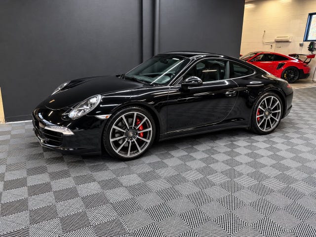 Porsche 911 Carrera 2013