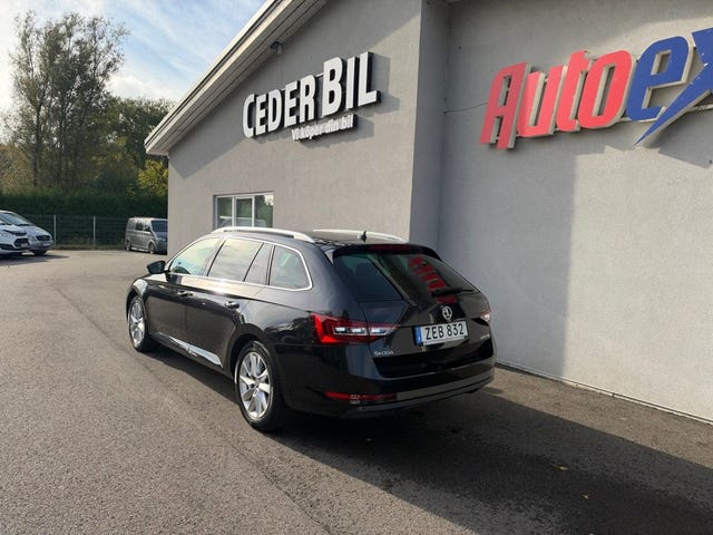 Skoda Superb 2018 – bild 4