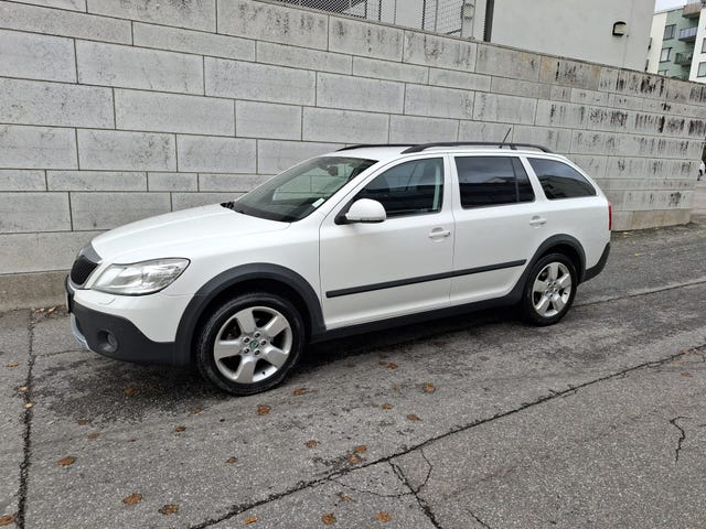 Skoda Octavia Scout 2012