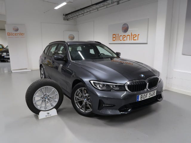 BMW 330e 2021