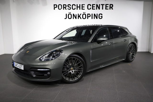 Porsche Panamera 4 2023