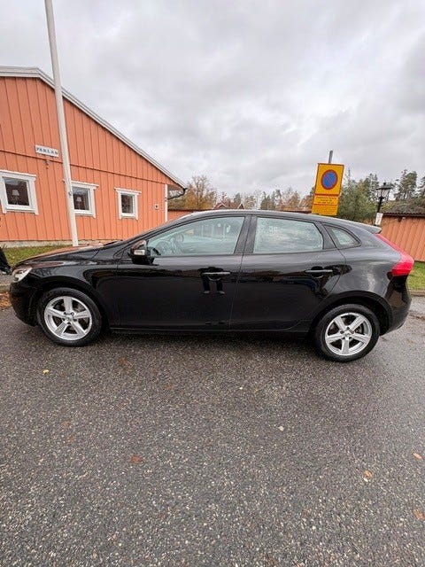 Volvo V40 2017