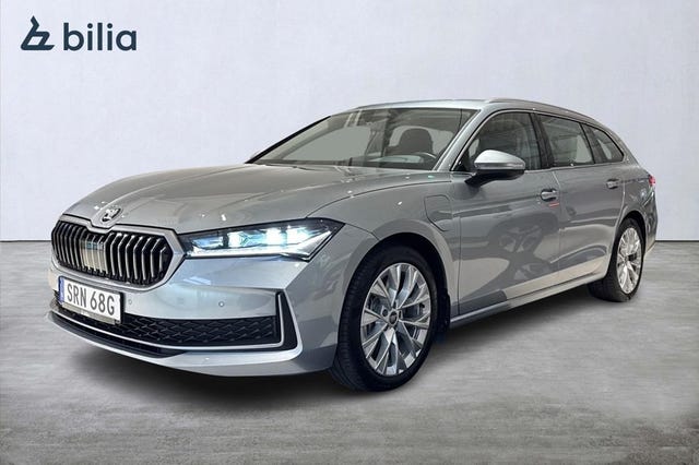 Skoda Superb 2025