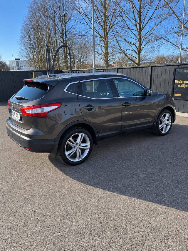 Nissan Qashqai 2015