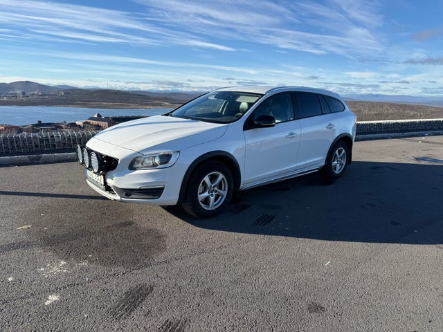 Volvo V60 Cross Country 2017