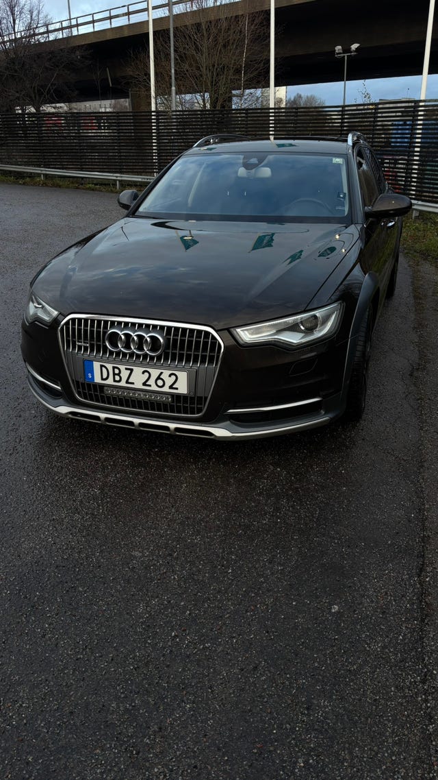 Audi A6 allroad 2014