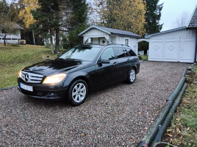 Mercedes-Benz C 200 2010