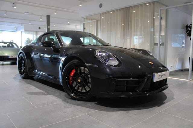 Porsche 911 Targa 4 GTS 2024