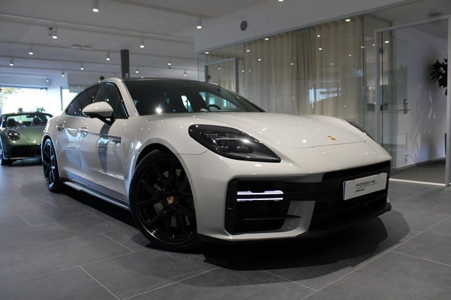 Porsche Panamera 4S 2026