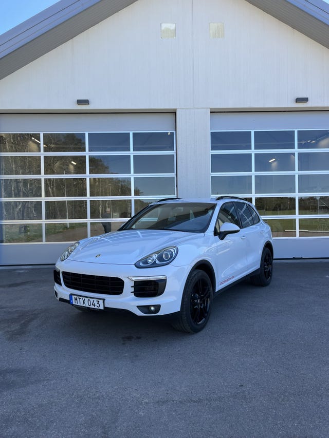 Porsche Cayenne 2016