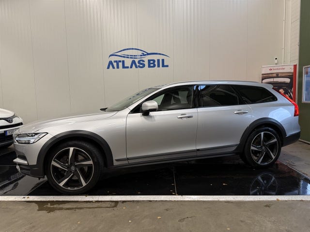 Volvo V90 Cross Country 2019 – bild 3