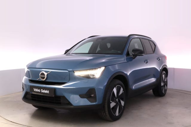 Volvo EX40 2025