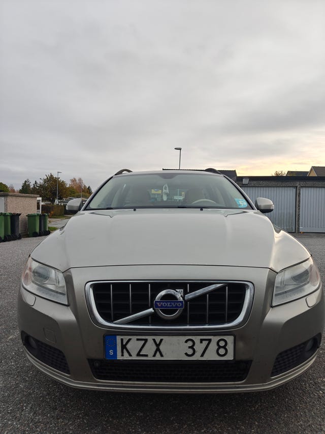 Volvo V70 2011