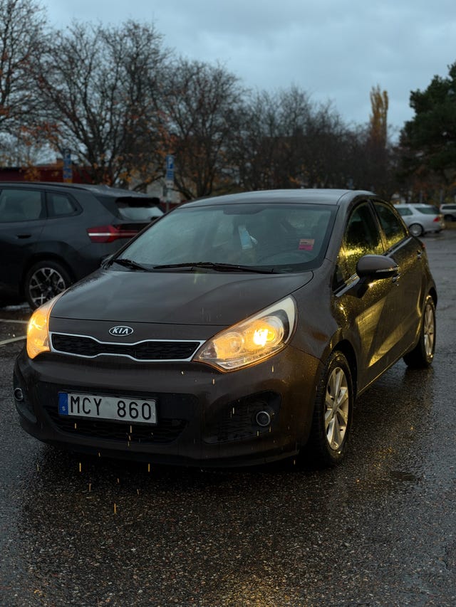 Kia Rio 2012