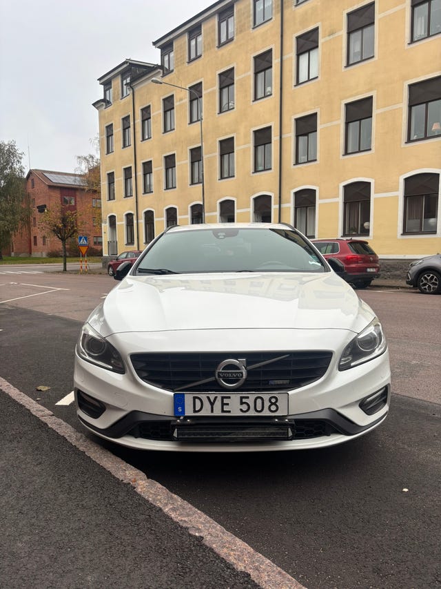Volvo V60 2015 – bild 2