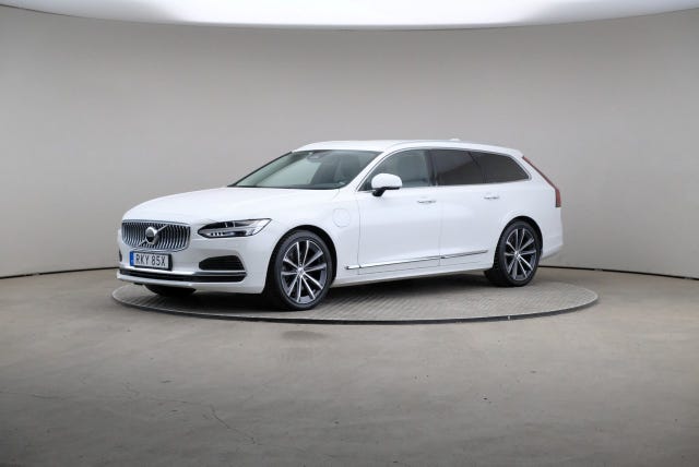 Volvo V90 2022