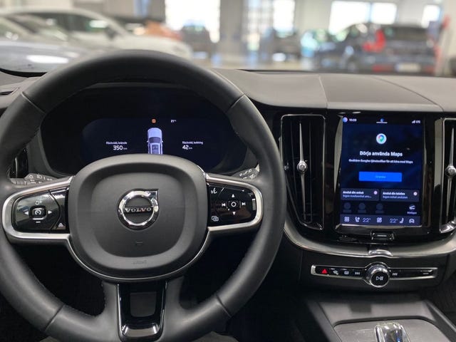 Volvo XC60 2023 – bild 2