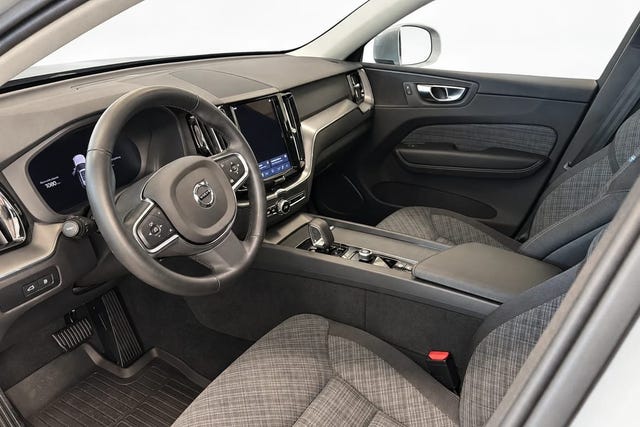 Volvo XC60 2025 – bild 4