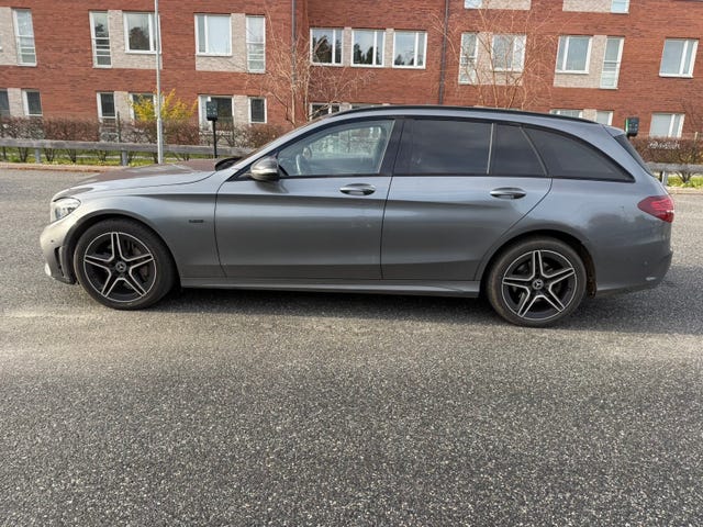 Mercedes-Benz C 300 2021