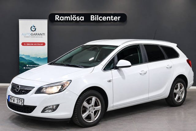 Opel Astra 2012
