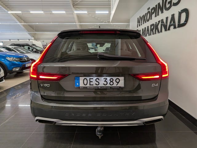 Volvo V90 Cross Country 2019 – bild 4