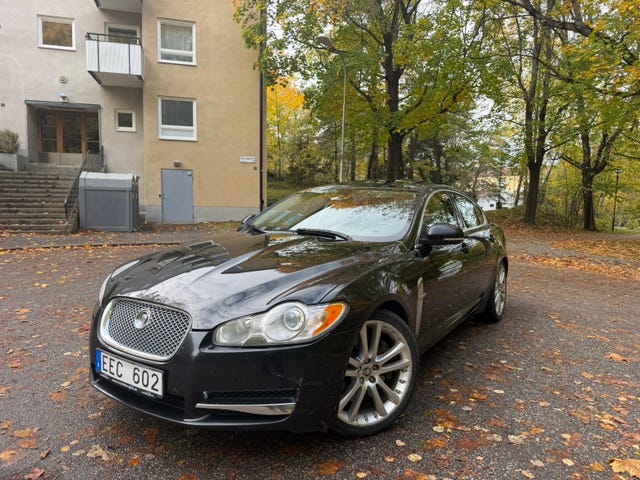 Jaguar XF 2010